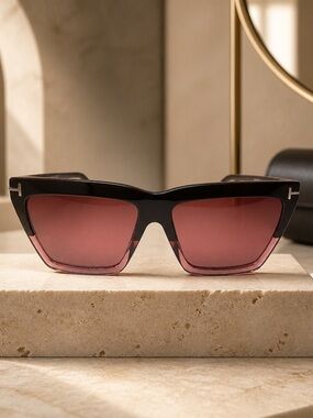 New 🔥🔥Tom Ford Oversized Square Sunglasses in Brown with Pink Gradient Lenses